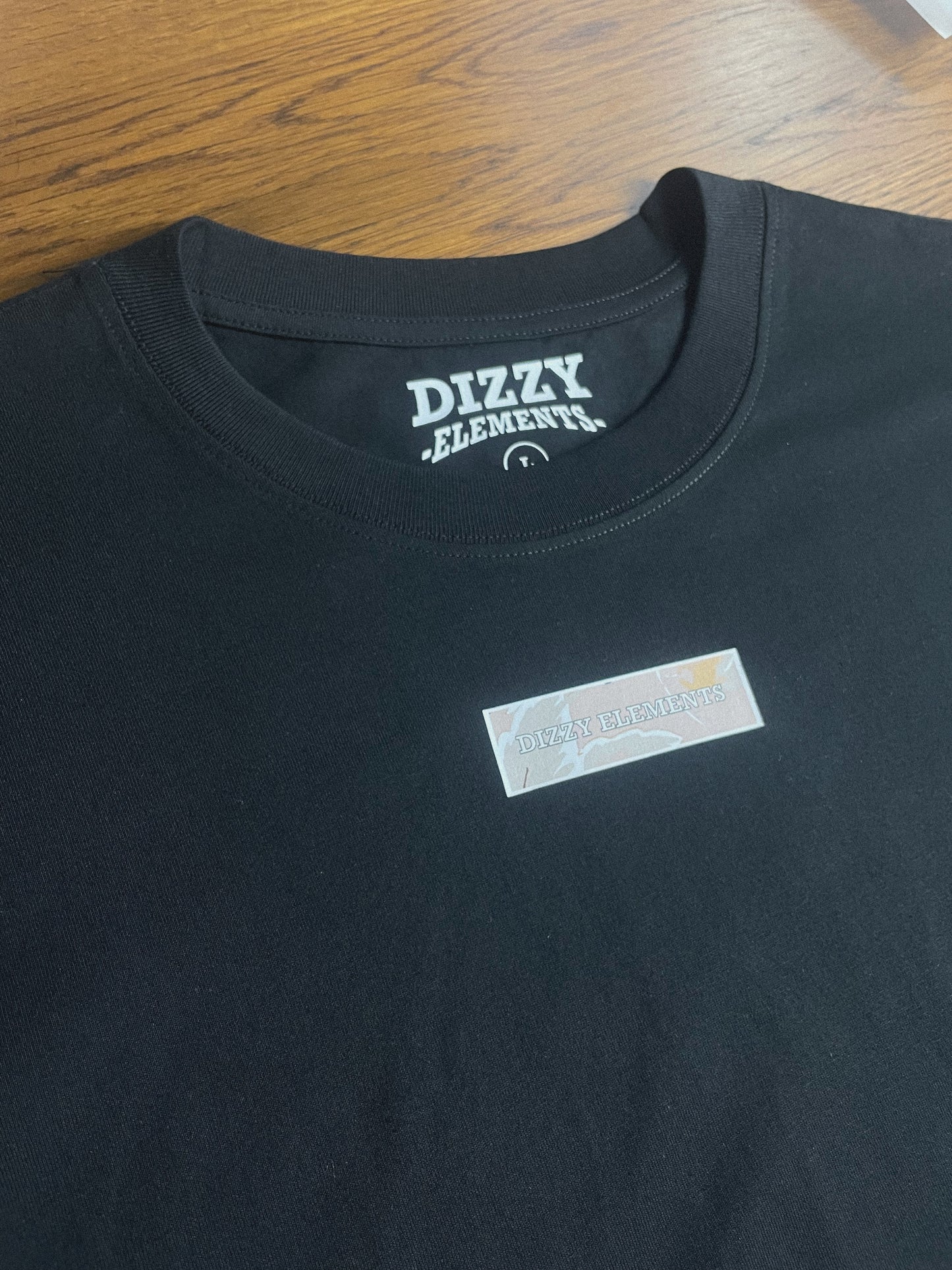 Camiseta Oversize negra de manga corta "Dizzy Elements"